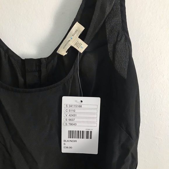 UO silence+noise silky black tank top - Picture 4 of 4